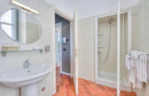 Arona Villa | Stella Del Lago Pied Dans L'Eau