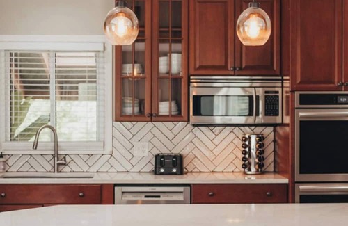 Pittsford House | Mid-Century Modern 3-bedroom House in the heart of Pittsford!