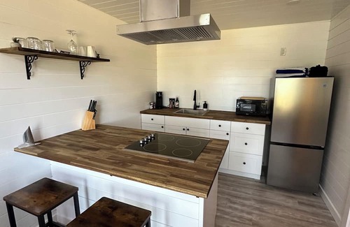 Clare Ski Chalet | Tiny 1 (private hot tub)