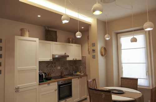 Esquilino Apartment | Elegant Apartment at the Colosseum