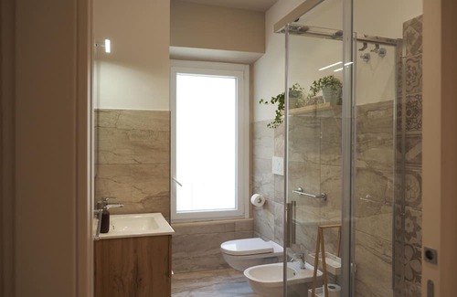 Esquilino Apartment | Elegant Apartment at the Colosseum