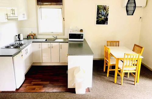 Mount Field Cottage | Riverside Cottage 1
