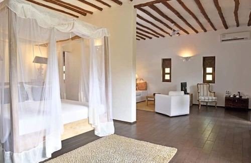 Michamvi Apartment | Garden View Luxury Double Room Private Patio, Pool
