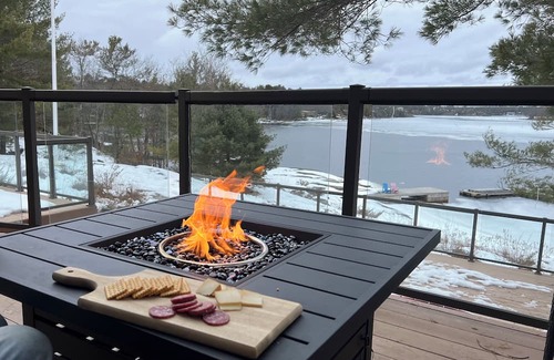 The Archipelago Cottage | Beautiful lakefront Georgian Bay Cottage in Pointe Au Baril, Family friendly