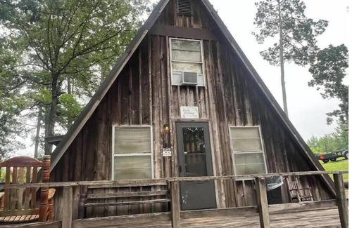 Negreet Cabin | Coach's A-Frame Cabin