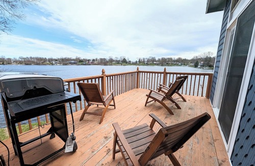 East Leroy House | Lake house fishing river kayaking boating swimming ice fishing paddle board