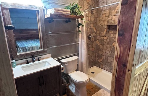 Cotter Cabin | Riverview Cabin in "Trout capital USA"