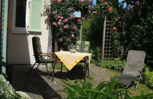 Schonfeld House | "Zum Nixenteich" Comfortable holiday residence