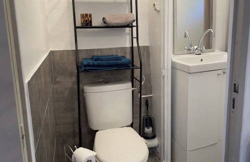 Rousson Apartment | Appartement Cosy Entre Mer et Cevenes