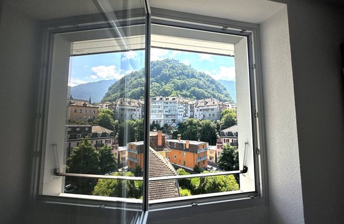 Montreux Apartment | Stunning Zen Apartment in the Old Town of Montreux