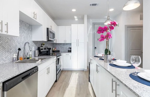 Lewisville Apartment | Tranquil Lakeside 1BD: Pool, Workout & Desk Space