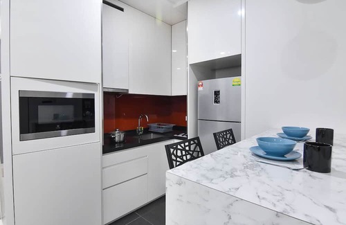 Mont Kiara Apartment | A Stylish 1BR Apt Arcoris Mont Kiara KL