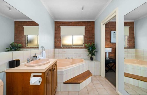 Shepparton House | Beautiful Bala - Shepparton
