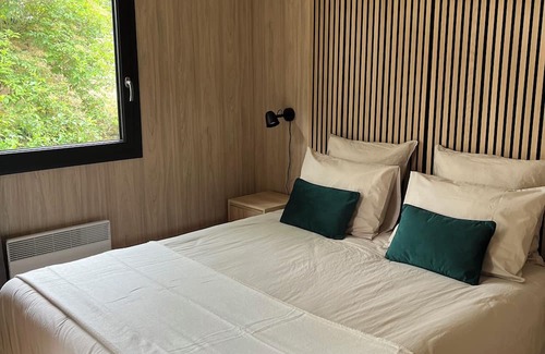 Montliot-et-Courcelles Ski Chalet | Lodge Cédra - Bain Nordique Privatif