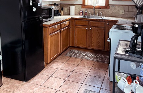 Westcliffe Cottage | Sunset Ranch Bunkhouse off Main
