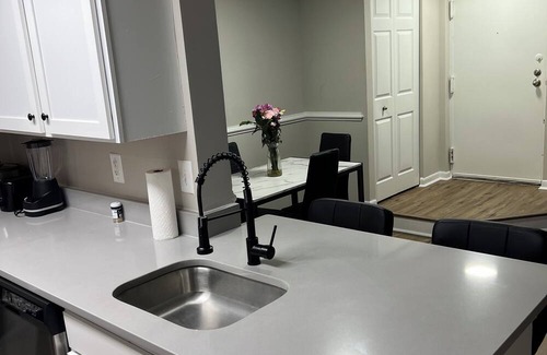 Germantown Apartment | Luxurious 1Bedroom and 1Bathroom