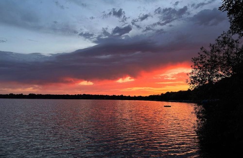 Alexandria House | Lake Escape