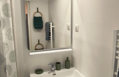 Laon Apartment | Studio vue Cathédrale