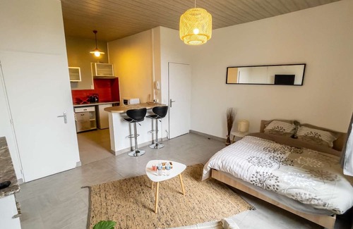 Chateauvert Apartment | Studio Cosy proche centre ville /gare