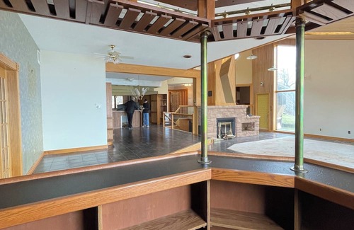 Algoma District House | Waterfront house for rent in Algoma Mills on the North Channel of Lake Huron.