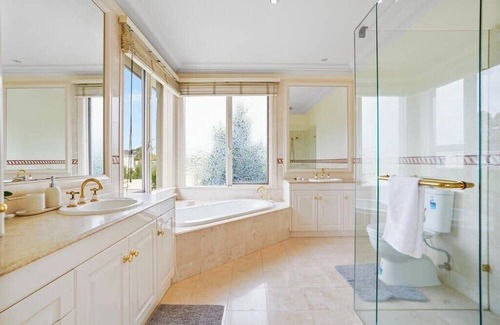 Brighton House | Classic Luxurious Family Home in Brighton with pool