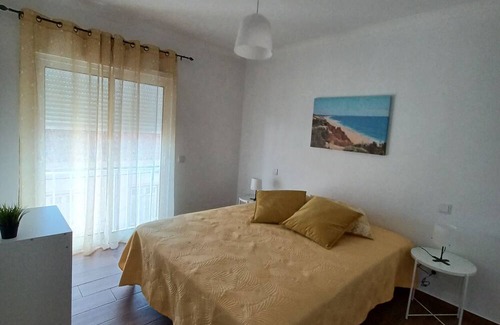 Grandola Apartment | Apartment 'A L Encanto' with Private Terrace and Wi-Fi