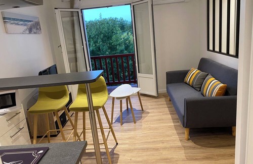 Arbonne Apartment | Vrbo Property