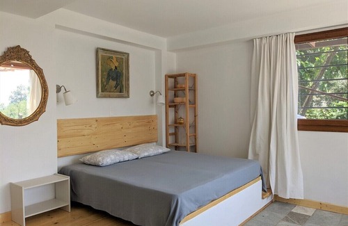 Zagora-Mouresi Apartment | Daria's Home - Beachfront Garden Retreat