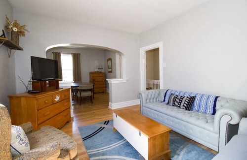 St. Louis Apartment | Charming Urban Cozy Retreat with a fireplace and backyard garden. Pet/Friendly!