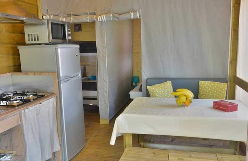Saint-Jeannet Apartment | Cabane 4 étoiles - Piscine - eeee0g