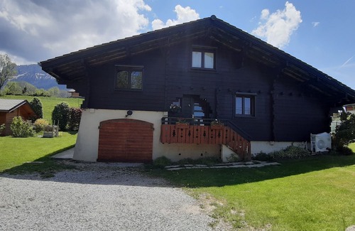 La Roche-sur-Foron Ski Chalet | Chalet Familial Avec Piscine au Cœur de la Haute Savoie