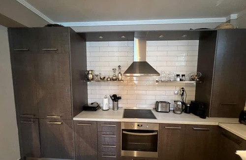 Kifisia House | Modern Ground Floor Apartment in Agia Marina Koropi w/ Private salt Water Pool