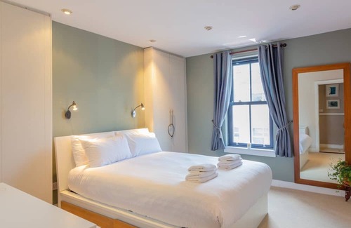 Dublin House | GuestReady - Charming House in East Wall