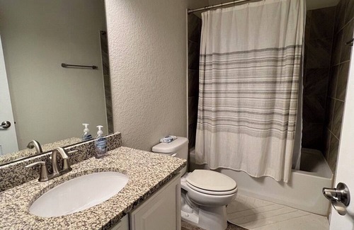 Tomball House | Refreshing 4bdr home w Pool!