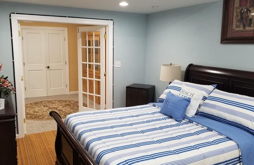 Darnestown Villa | 1BR villa 1bath, Spacious amazing top rated secluded and centrally located