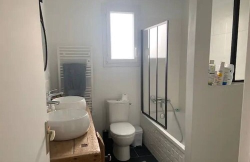 Larmor-Baden House | Vrbo Property