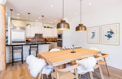 Nicklaus North House | NEW Beautiful Golf Course/Lake Setting, Mountain Views Plus Tennis/Pickleball Court Access