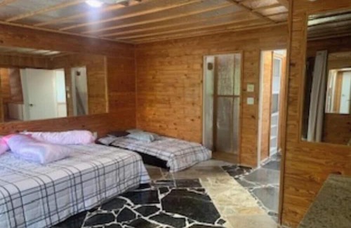 The Galleria House | Cozy two bedroom house in the heart of the River Oaks District!