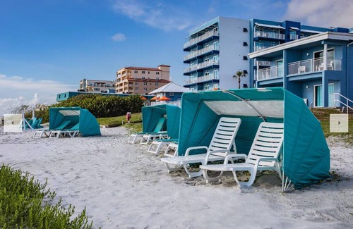 New Smyrna Beach Resort | Coconut Palms Beach Resort II - New Smyrna beach on the beach June 7th-14th only
