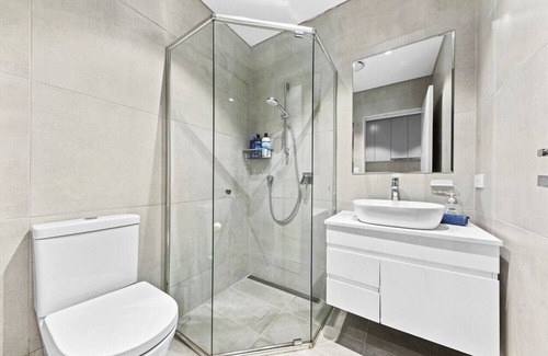 Roseville Apartment | comfy studio near Roseville station