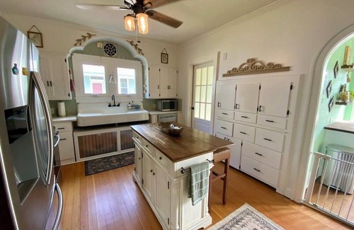 Oswego House | Spacious, centrally located 4-bedroom Home Near Fishing, Constellation, and SUNY