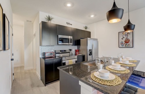 West Kissimmee Apartment | Kissimmee Luxury 3BR Home W/Pool & Close to Beach