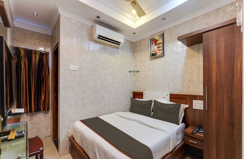Triplicane Hotel | OYO Park Royal