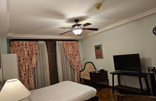 Baguio Apartment | The Forest Lodge at Camp John Hay with balcony and parking 133n