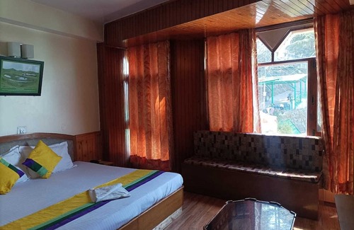 Knollswood Hotel | Hotel Rajat Shimla