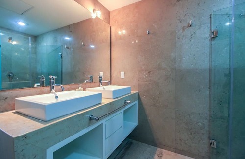 Akumal Resort | Aqua Haven 2 Bedrooms | 2 Baths | 4 Guests