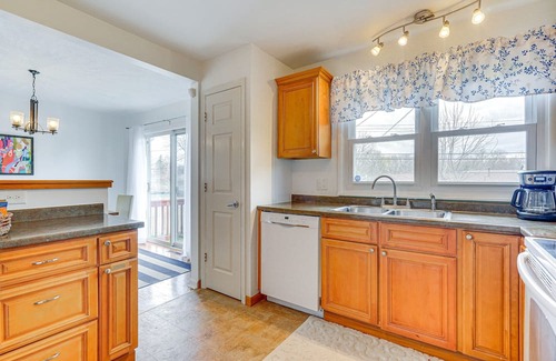 Reynoldsburg House | Cozy Reynoldsburg Home w/ Yard: 8 Mi to Columbus!