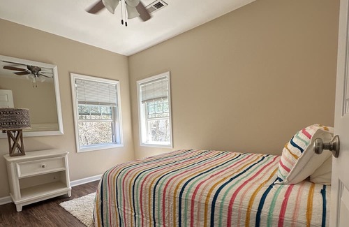 Valparaiso House | DOWNTOWN VALPARAISO! Charming 3-bedroom house with all the comforts of home!