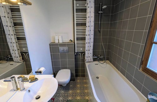 Maisons-Alfort House | House with garden near subway and banks of the Marne