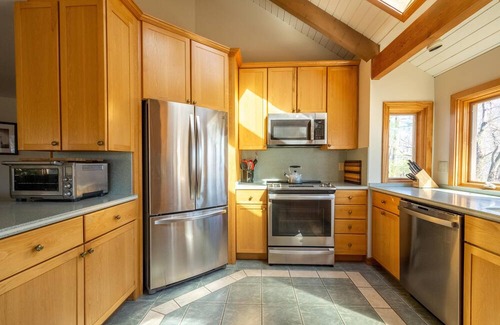 Selby-on-the-Bay Cottage | Waterfront nature retreat, contemporary home w/pier by Annapolis. Pet Friendly!
